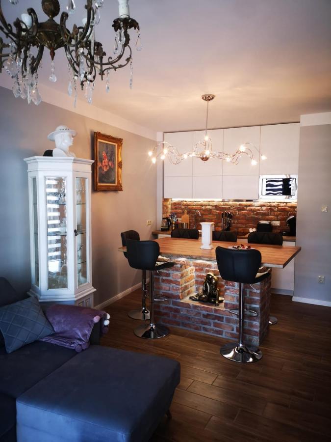 Romantyczny Apartament Happy 16 Basen & Kort Tenisowy, Ochrona 24 H - Dla Maksymalnie 6 Osob Pobierowo Exteriör bild
