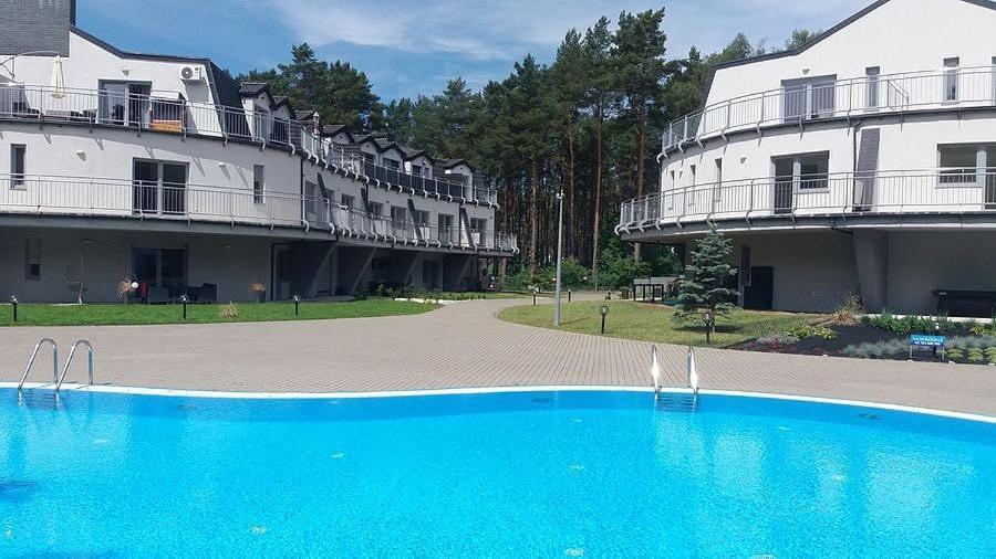 Romantyczny Apartament Happy 16 Basen & Kort Tenisowy, Ochrona 24 H - Dla Maksymalnie 6 Osob Pobierowo Exteriör bild