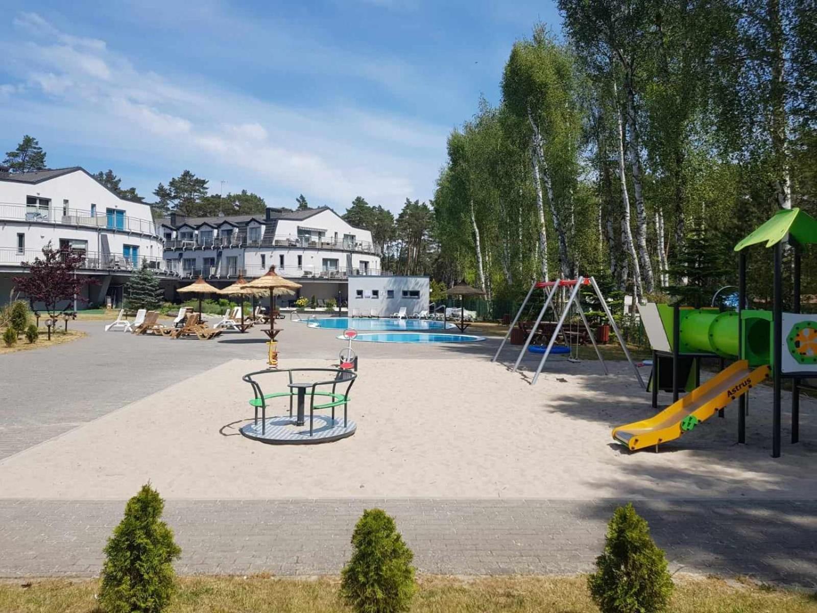 Romantyczny Apartament Happy 16 Basen & Kort Tenisowy, Ochrona 24 H - Dla Maksymalnie 6 Osob Pobierowo Exteriör bild